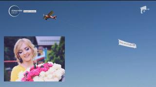 O tânără din Bacău a fost cerută în căsătorie de la bordul unui avion militar