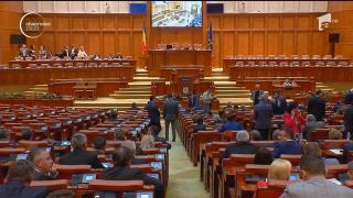 Moţiunea împotriva guvernului a început cu stângul! Coaliţia a strâns doar 222 de semnături, cu 11 mai puţine decât numărul necesar