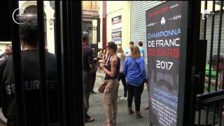 În Franţa a avut loc primul campionat de... bărbi şi mustăţi. Zeci de oameni s-au întrecut în a-şi etala podoabele faciale, aranjate fir cu fir