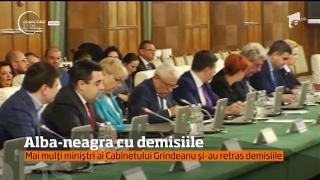 Haos la Guvern! Miniştrii care au demisionat, vor să îşi retragă demisiile