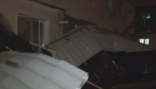 Furtunile au făcut ravagii în aproape jumătate de ţară, vineri seara! Imagini apocaliptice