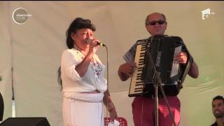 Muzică jazz, lângă groapa de gunoi! Festival inedit la Cluj-Napoca, pentru sute de familii nevoiaşe