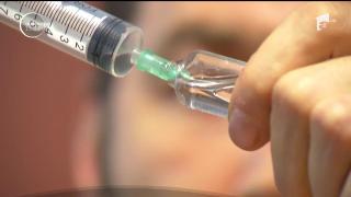 România, în plină criză a vaccinurilor pentru copii. Mediciii de familie trebuie să decidă cine primeşte doze