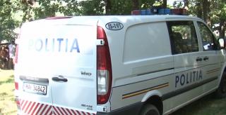 Oroare în Iaşi! Un bărbat şi-ar fi ucis soţia imobilizată la pat, apoi şi-a pus capăt zilelor