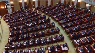 De la 1 iulie, un PARLAMENTAR ajunge să câştige până la 40 de mii de lei pe lună, aproape 40 de salarii minime!