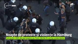 A fost încă o noapte de teroare la Hamburg. Mii de protestari au distrus şi au incendiat tot ce le-a ieşit în cale