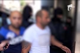 Intervenţie de amploare a poliţiştilor! A fost destructurată o reţea de proxeneţi care păcălea fete prin metoda "Loverboy"