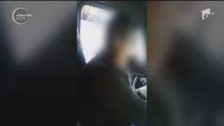 Șofer de microbuz acuzat că A SECHESTRAT CĂLĂTORII! O tânără spune că ea și fiul ei nu au fost lăsați să coboare din mașină