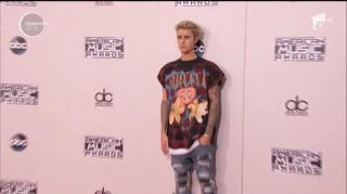 Justin Bieber are interdicţie în China! Ce i-a făcut pe asiatici să ia decizia de a nu-l mai primi pe marele star