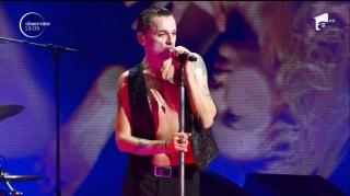 Clujul, luat cu asalt de fanii Depeche Mode! Surpriza uriaşă pregătită de fanii români pentru Martin Gore