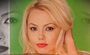 A fost pelerinaj la căpătâiul Denisei Răducu. Fanii tinerei cântăreţe şi prietenii au venit să-şi ia rămas bun