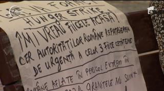 O mamă disperată din București e în greva foamei. Cere ajutor pentru fiicele sale, care ar fi captive în Orientul Mijlociu