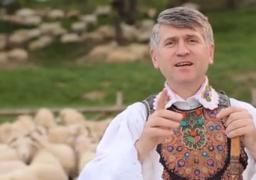 Cristian Pomohaci s-a retras din rândurile preoţimii. Preotul a invocat probleme medicale, dar şi de ordin moral