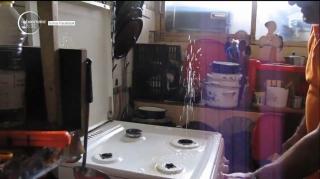 Locatarii unui bloc din Cluj s-au trezit peste noapte că aragazurile le-au fost transformate în... chiuvete!