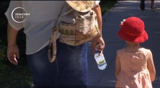 Părinţii care sunt împotriva vaccinării ar putea fi amendaţi dacă nu participă la şedinţele de informare