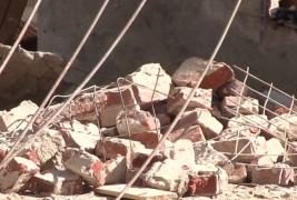 Adolescent de 14 ani din Argeş, în comă pentru bani de şcoală. A căzut de pe o schelă când lucra la o casă!