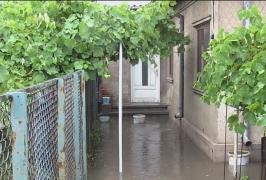 Românii nu îşi fac asigurări pentru locuinţă. Din peste 8 milioane de locuinte din ţară, doar puţin peste un milion şi jumătate sunt asigurate