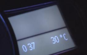 Cod roşu de caniculă pentru aproape jumătate de ţară! Bucureştenii au ieşit noaptea la plimbare