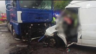 Au pierit în ziua în care le expira viza de şedere în România. Două femei din Pakistan au murit în teribilul accident de pe Valea Oltului