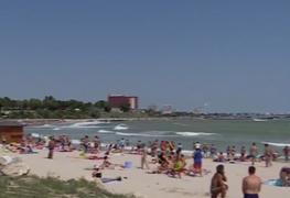 Marea Neagră a mai luat o viaţă. Un bărbat a murit, după ce a ignorat avertizările salvamarilor şi a intrat în apă