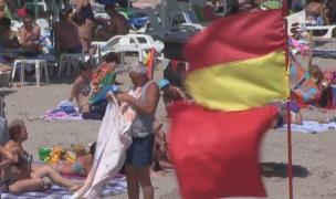 Salvamarii vin cu propuneri dure: steagul roșu arborat înseamnă plajă închisă!