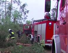 Furtuni și ploi ucigașe în Europa și Asia! O tornadă A UCIS 5 persoane şi a rănit alte 50 în nordul Chinei!