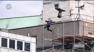 Tom Cruise s-a ACCIDENTAT GRAV în timpul filmărilor pentru a șasea peliculă din seria "Misiune Imposibilă"!