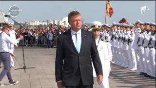 Spectacol la malul mării, de Ziua Marinei! Mii de oameni au urmărit de pe faleză showul Forţelor Navale (VIDEO)