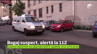 Panică în centrul Iaşiului! O geantă abandonată în spatele unui anticariant a alertat autorităţile