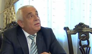 Ministrul Agriculturii, Petre Daea, are mereu în maşină cizme şi lopată şi nu se uită niciodată la ceas