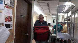 Voluntariat la 88 de ani! Un octogenar parcurge sute de kilometri pentru a livra mâncare pensionarilor