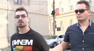 Fetiţa de 12 ani care a încercat să îşi ucidă părinţii la îndemnul unui bărbat de care se îndrăgostise, a vrut să se sinucidă de două ori