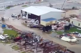 Uraganul Harvey a lovit puternic statul Texas. Un om a murit, iar pagubele materiale sunt uriaşe
