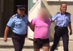 Noi detalii ZGUDUITOARE despre modul în care fostul profesor din Mioveni care a înjunghiat mortal o femeie, pe stradă, şi-a plănuit CRIMA