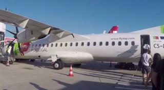 Sute de români şi-au încheiat vacanţa cu un scandal pe aeroportul din Lisabona, unde au fost blocaţi 48 de ore