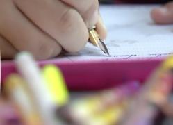 Manualele elevilor, problemă de importanță națională! La începutul anului şcolar copiii vor avea pe bănci doar 3 manuale