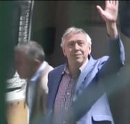 Fostul şef al CNAS, vizitat de familie după ce a ajuns după gratii în dosarul decontărilor fictive (VIDEO)