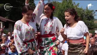 A început sezonul vinului! Strugurii sunt culeşi de pe podgorii şi sunt transformaţi în must