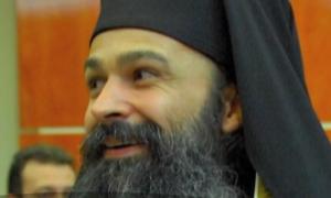 Preotul vitezoman! Unul dintre capii Mitropoliei Banatului a rămas fără permis după ce a fost prins la volan cu o viteză EXAGERATĂ!