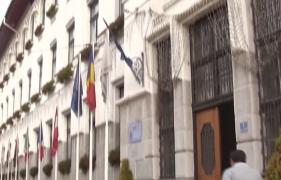 Funcţionarii din Primăria Timişoara care întârzie sau pleacă mai devreme de la muncă vor fi pe "Lista Ruşinii", pe Facebook