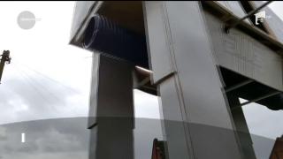 Cel mai mare robot din Războiul Stelelor se află la Londra! Maşinăria are 6 metri înălţime şi este din lemn