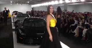 Modelul român Andreea Diaconu, vedetă la Săptămâna Modei de la New York