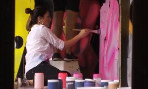 Micuţa Picasso s-a întors acasă! Alexandra Nechita pregăteşte prima expoziţie de sculpturi, în România