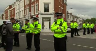 Nivel maximum de alertă teroristă. O bombă a fost găsită într-o locuinţă din Londra