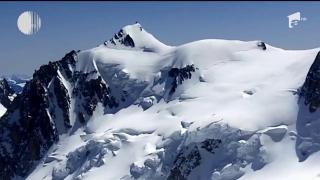 Alpinist român, mort pe cel mai înalt vârf din Munţii Alpi. Bărbatul a căzut 600 de metri în gol
