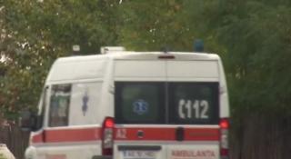 O fetiţă de 13 ani din judeţul Argeş a fost bătută crunt, în plină stradă, de tatăl unul coleg de şcoală!