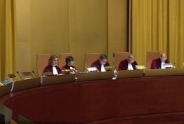 Decizie istorică pentru creditele în valută! Băncile sunt obligate să prezinte clienţilor riscurile pe termen lung