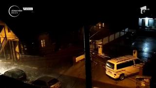 Vremea rea a cuprins aproape toată ţara şi a mai făcut două victime! Doi bărbaţi din Vaslui au murit LOVIŢI DE FULGERE