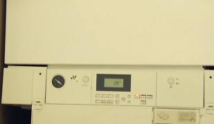 Centralele termice de apartament ar putea fi interzise şi toţi să fim obligaţi să plătim căldura şi apa caldă la stat