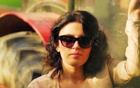 Fiica ministrului Agriculturii le-a cerut colegilor de serviciu să o ajute cu bani pentru a se distra în Vama Veche